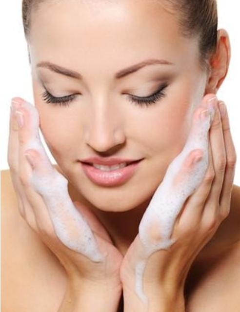 洗脸加什么对皮肤好？加这几种东西对皮肤好！