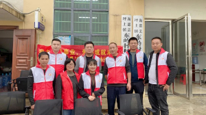 爱心捐赠暖人心，肤诗华娜助力乡村振兴发展！